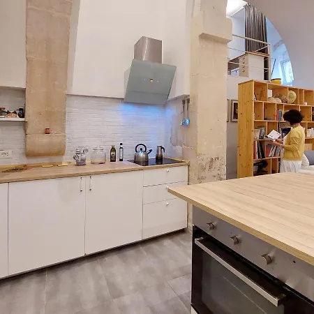 Quiet Loft In Ortigia Syracuse