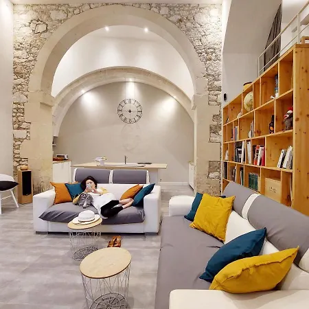 Holiday home Quiet Loft In Ortigia